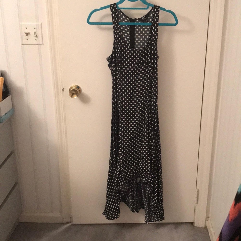Long hi-lo dress